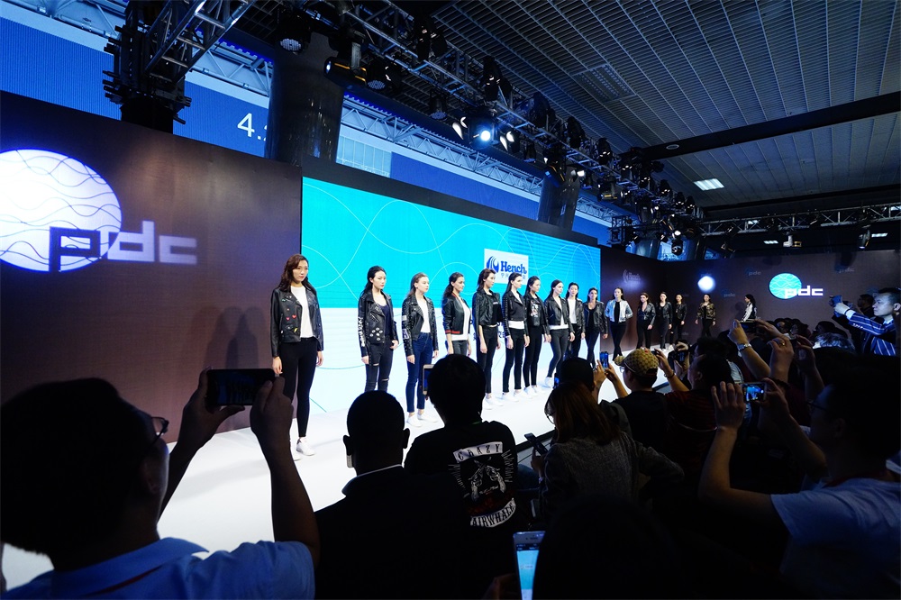 Simple fashion-Ningxing Hengqi 2018 spring and summer fashion conference