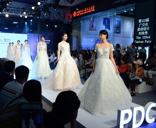 Embroidering fashion, blooming the world