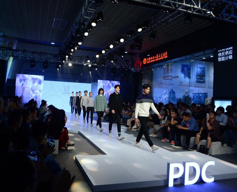 RFSHOWROOM took the designer brand to the stage again, the extraordinary original design power shined at the Canton Fair
